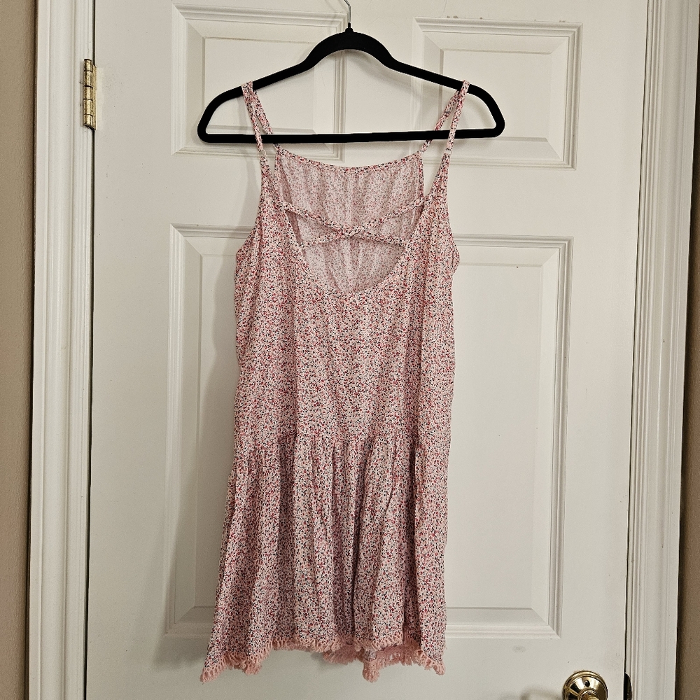 Pink Floral - Picture 4 of 7